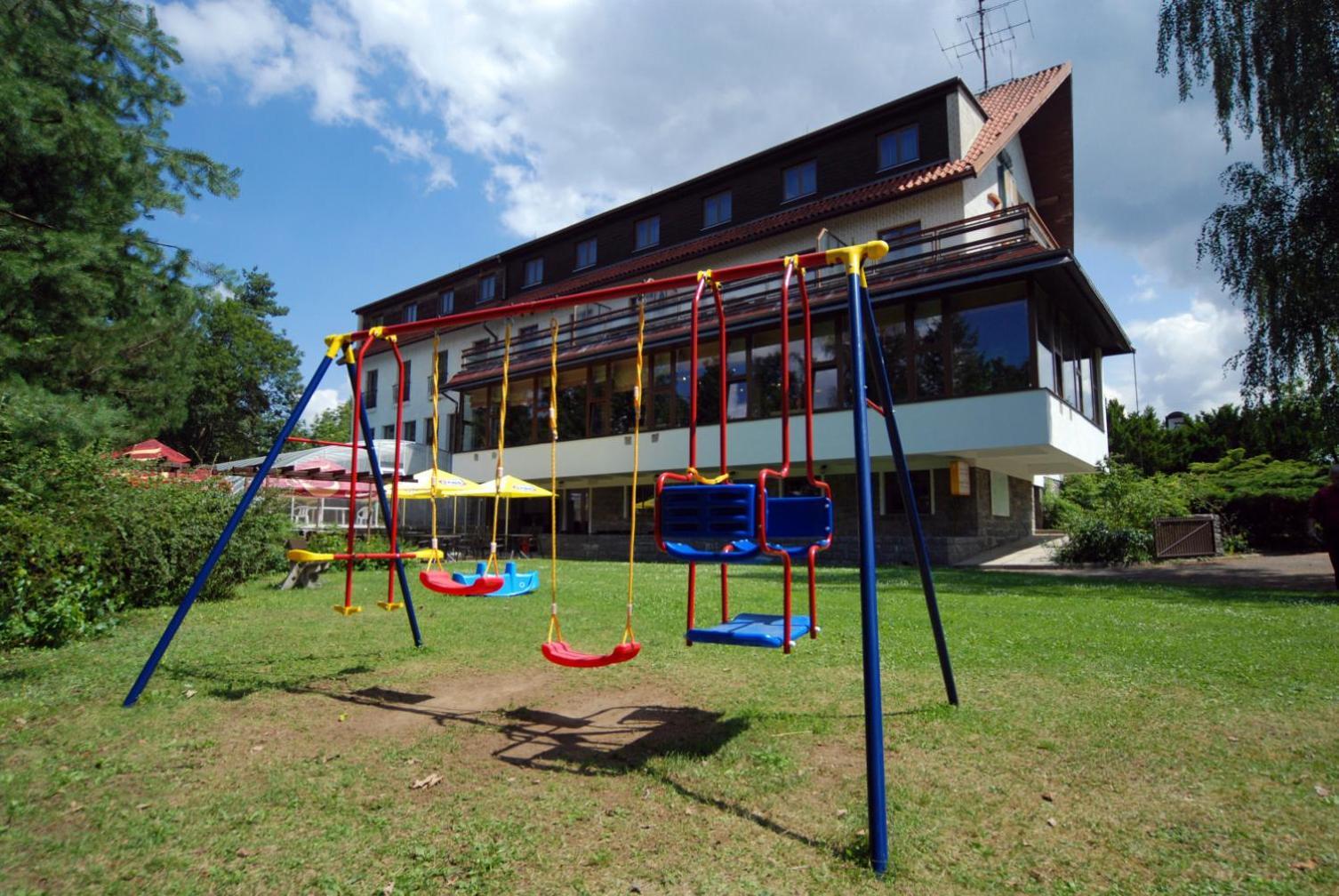 Resort Hotel Zvikov Zvíkovské Podhradí Eksteriør billede