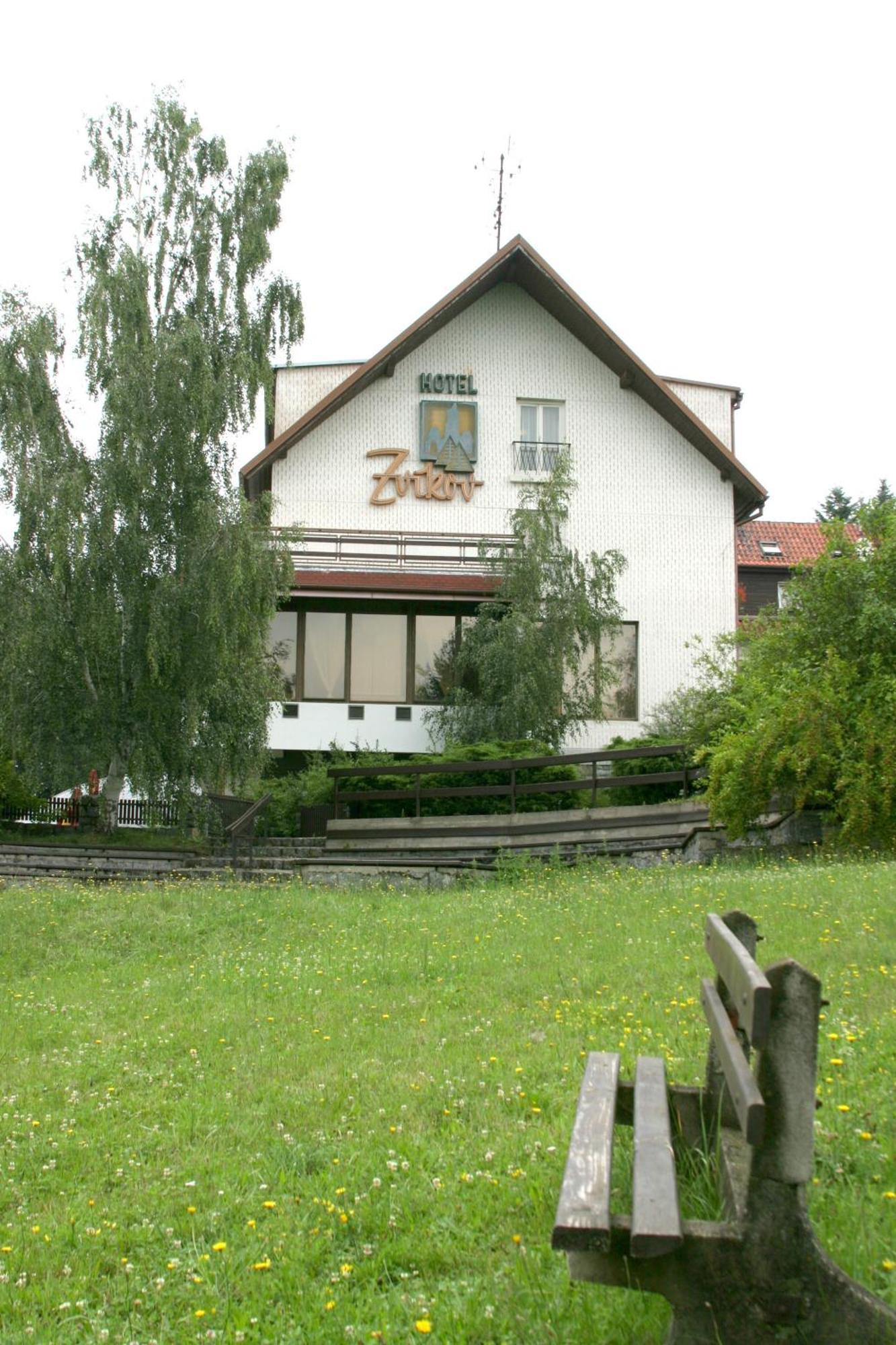 Resort Hotel Zvikov Zvíkovské Podhradí Eksteriør billede